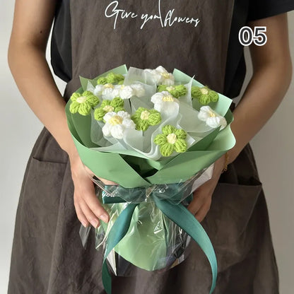 【完成品】ずっと咲き続ける 毛糸の花束（ニットブーケ）｜枯れない手編みフラワー・誕生日やプレゼントに｜全10色・編む手間なし