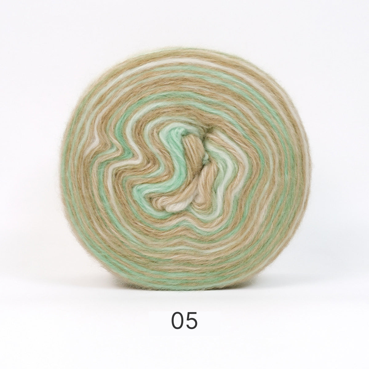 【手編みキット】Fairy Shell Shawl（フェアリーシェルショール）｜シェル模様の透かし編み大判ショール｜玉編みフリンジ・グラデーションヤーン｜編み図＋一部動画付き