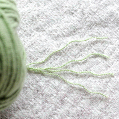Premium Combed Cotton Lite（プレミアム・コーマコットン・ライト）40g｜高品質4ply｜軽やかで滑らかな編み心地｜推し活にぴったり｜初心者にもおすすめ｜全67色　