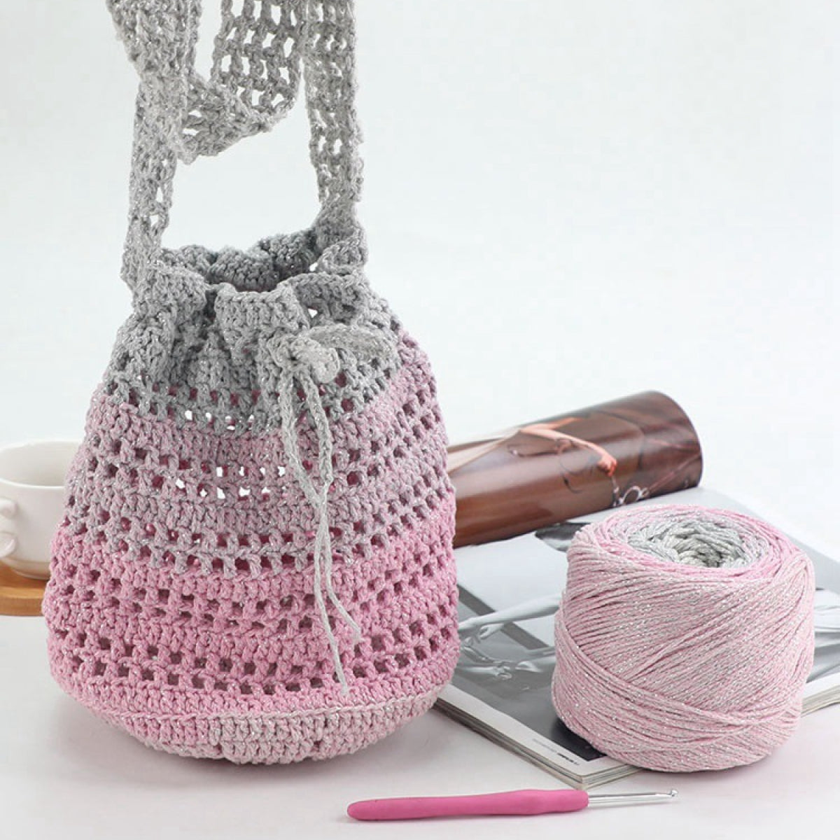 Galaxy Cake Yarn（ギャラクシーケーキヤーン）200g｜銀河のように輝くグラデーション｜韓国トレンド・Y2K｜キラキラ銀糸入り｜バッグ編みに｜大容量